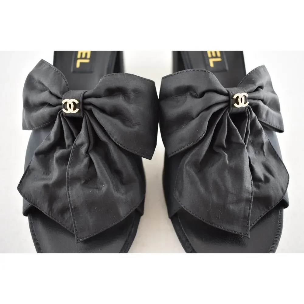Chanel 24A Black Silk Bow Crystal CC Logo Ankle Strap Block Heel Sandals 42 - Picture 12 of 16